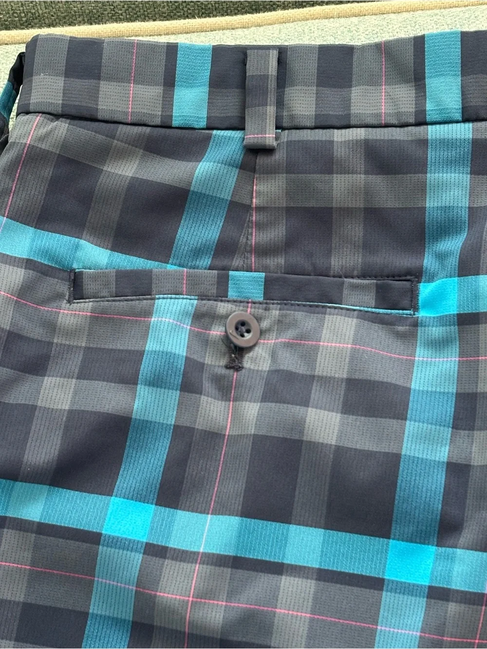 NIKE GOLF DRI-FIT Men’s Gray & Teal Poly Blend Shorts Size 34